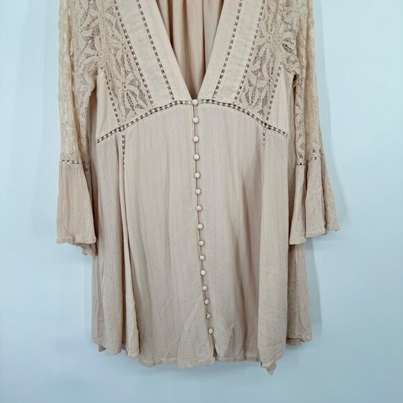 Chelsea & Violet Boho Lace Button-Front Dress Beige crinkle size medium womens - Picture 5 of 9